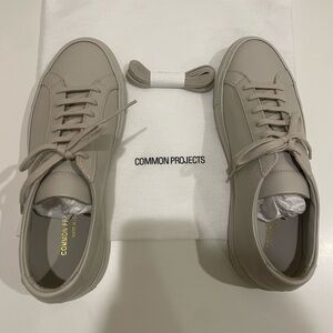 NWT never worn Common Projects perfect for the transition into Fall.